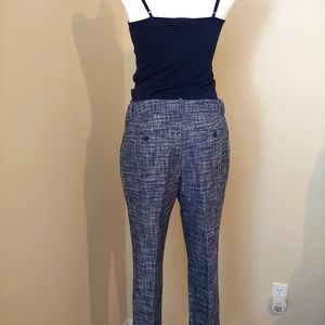 🔴 Merona Blue & white capri pants
